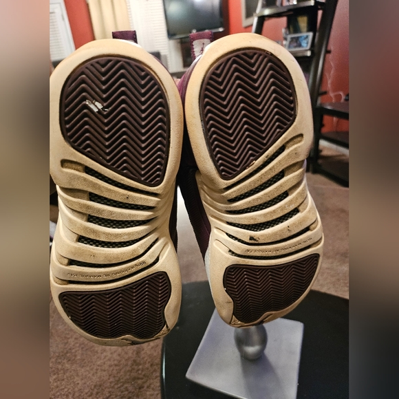 Air jordan 12 Bordeaux size 6y - Picture 5 of 7